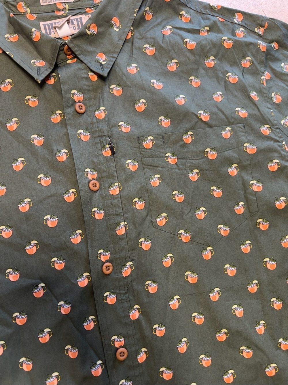Duluth Trading Untucked Cocktail Print Button Up Shirt 2XL Green - Picture 4 of 7